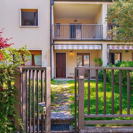 Verona - Familyoasi Free Parking And Garden Exteriör bild
